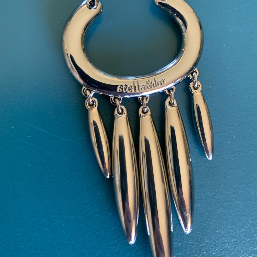 Stella & Dot Silver Spike Necklace